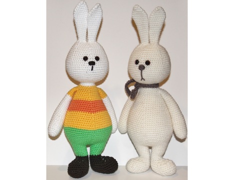 Häkelanleitung der bunte Hase