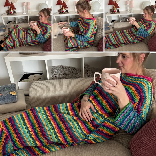 Häkelanleitung Sleeve-Blanket "Kunterbunt"