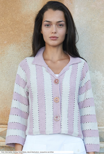 Quergestrickte Streifenjacke
