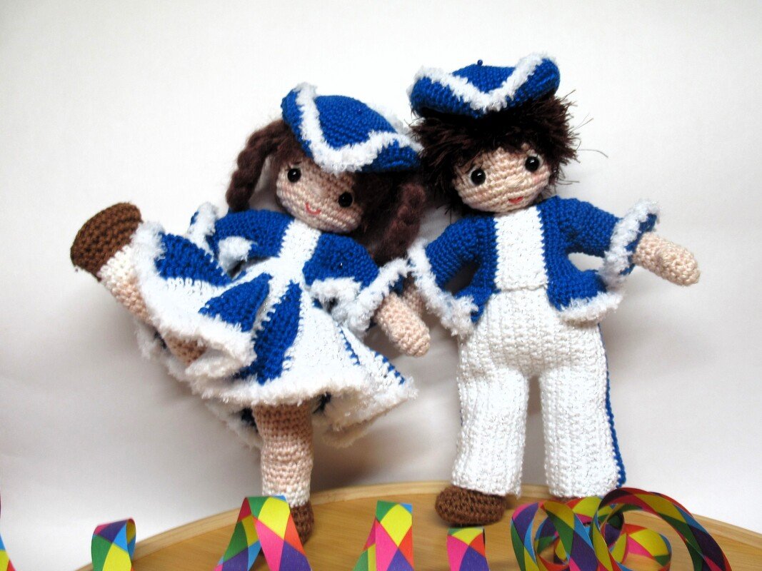 Tanzmariechen Anna und Funkenmajor Anton - Häkelanleitung