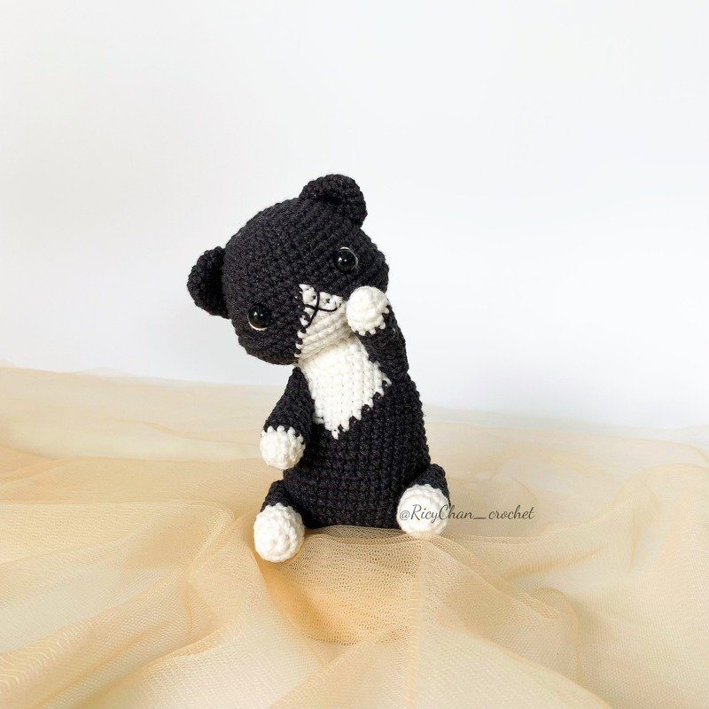 Pepper cat crochet pattern - Crochet Tuxedo cat - PDF pattern in English - Image 5