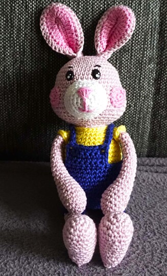 Häkelanleitung: Hase Judy Cottontail