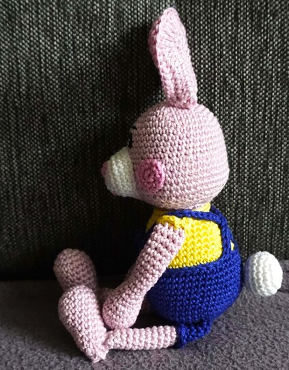 Häkelanleitung: Hase Judy Cottontail