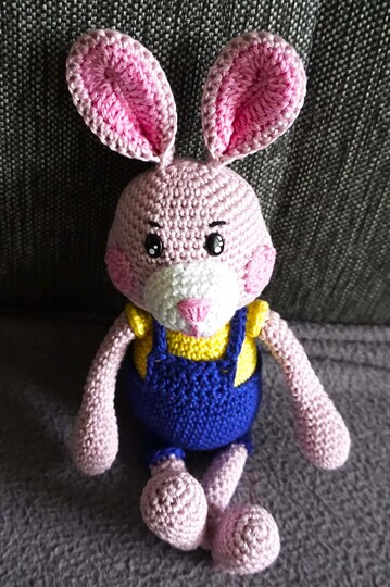 Häkelanleitung: Hase Judy Cottontail