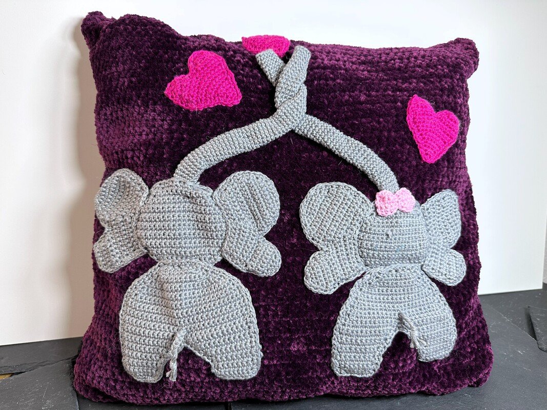 Häkelanleitung für das Kissen mit Elefanten