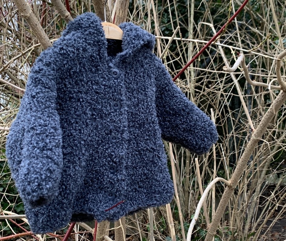 Strickanleitung Teddy-Kinderjacke Abby Gr. 68 - 98
