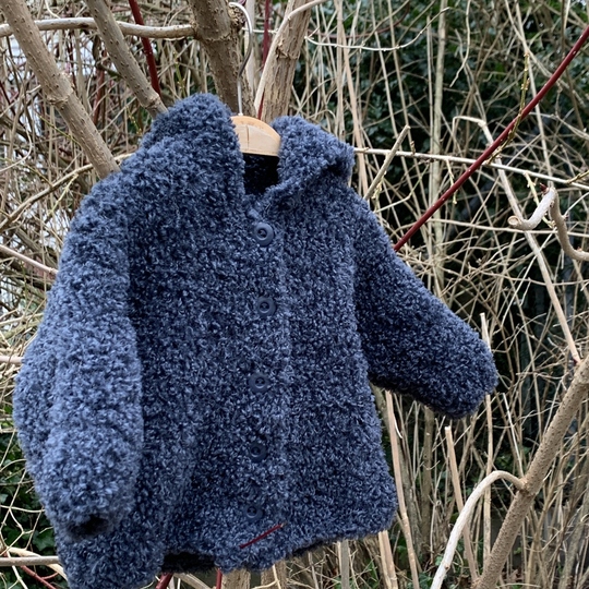 Strickanleitung Teddy-Kinderjacke Abby Gr. 68 - 98