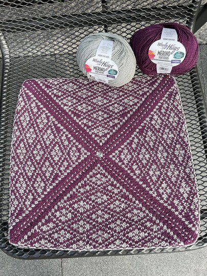 Jahresdecke 2025 Patchwork-Norway-Decke, gestrickt