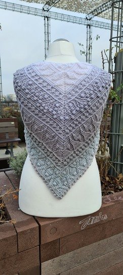 Häkelanleitung Dreieckstuch "Aiolos"