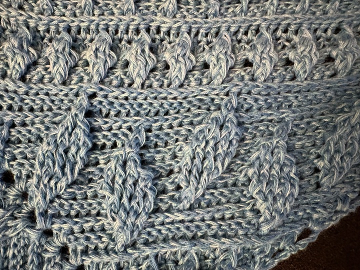 Häkelanleitung Dreieckstuch "Aiolos"