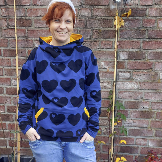 HOODIE "FRU ALMA" | Nähanleitung und Schnittmuster | Gr. 32-58