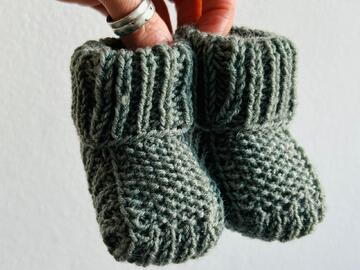 Fluffige Babyschuhe *PIENI*