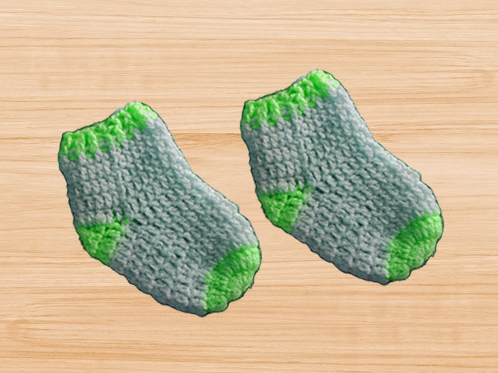 Crochet baby socks 6 -12 months