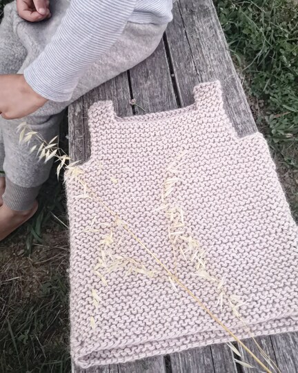 Knitting pattern baby vest / easy sweater vest chunky knit waistcoat