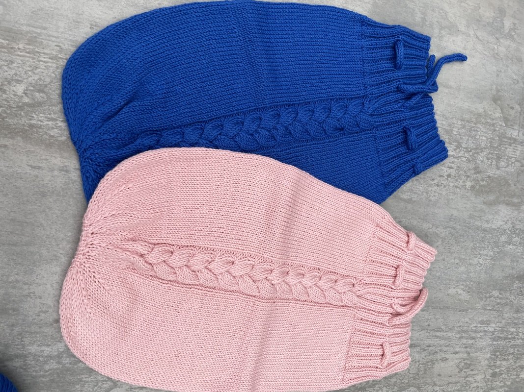 Pucksack mit Zopfstreifen f&uuml;r Baby Stricken