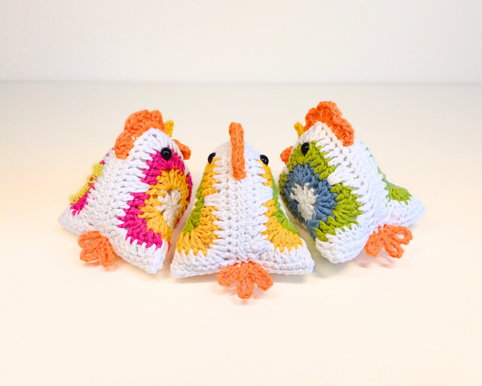 Crochet Pattern: Granny Square Chicken - Rustic Hen Crochet Decor