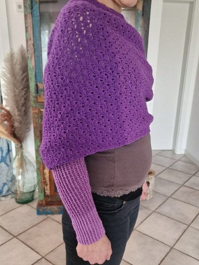 Häkelanleitung für den Ärmelschal "soft Kiss"