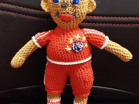 Fußballer Püppchen häkeln anhand PDF mit vielen Bildern