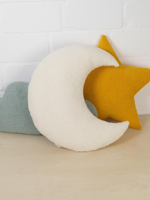 Moon Pillow Sewing Pattern: Easy Instructions for Beginners - Image 6