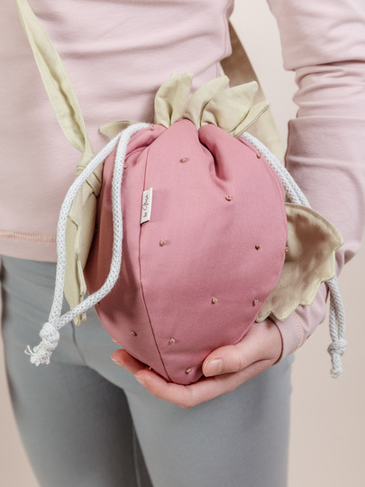 Strawberry bag sewing pattern for kids