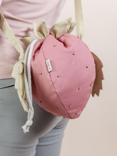 Strawberry bag sewing pattern for kids