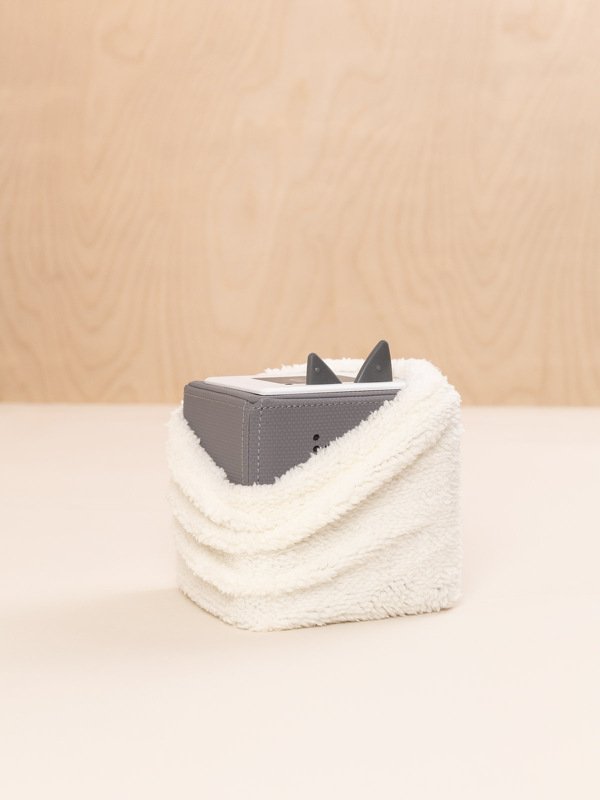 Audiobox Cover with Elastic: Sewing Pattern with Instructions