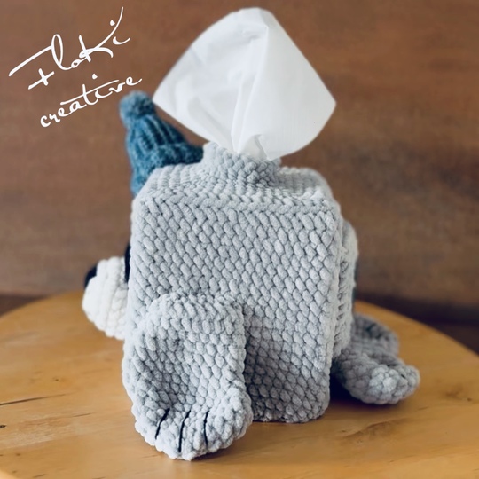 Taschentuchbox Robbe Roberta mit Tasche Häkelanleitung