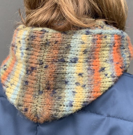 Strickanleitung Kapuzenschal Davina