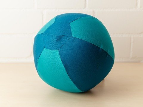 Luftballonhülle nähen – wiederverwendbarer Stoffball für drinnen & draußen