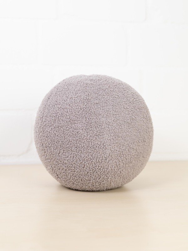 Fabric Ball with 6 Panels: Sewing Pattern and Instructions