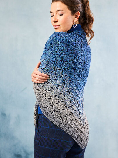 TUCH RAUTENWELLEN AB HALSMITTE, gestrickt