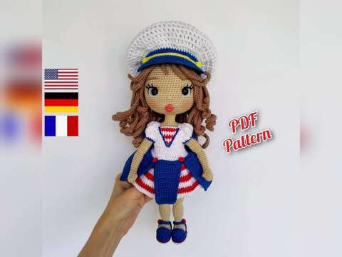 Astrid Amigurumi Puppe mit Marinekleidung, Astrid im Matrosen Outfit