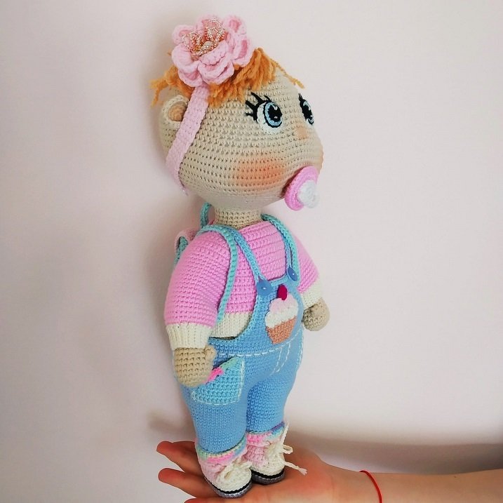 Lulu in a casual outfit, Crochet doll pattern, Amigurumi doll pattern