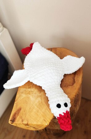 Huggable Snuggle Goose Crochet Pattern – No-Sew Plush Toy