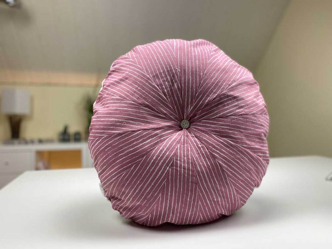 Nähanleitung: Runden Kissenbezug selber nähen