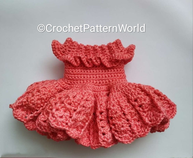 Gehäkeltes Latina-Kleid für die Astrid-Puppe (30 cm)