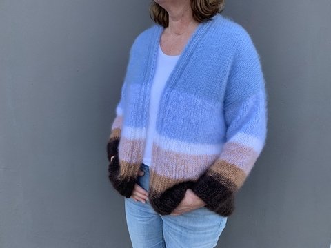 Strickanleitung Strickjacke Anlukaa Größe 36 – 48