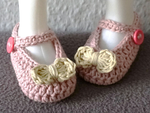 Crochet Pattern: Baby Shoes "Bow Magic"