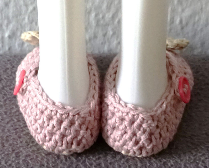 Crochet Pattern: Baby Shoes "Bow Magic"