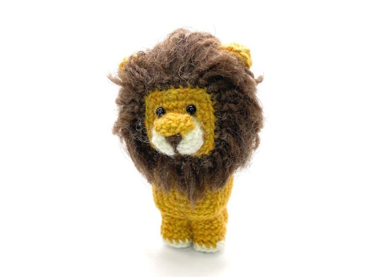 Häkelanleitung – friedlicher kleiner Löwe