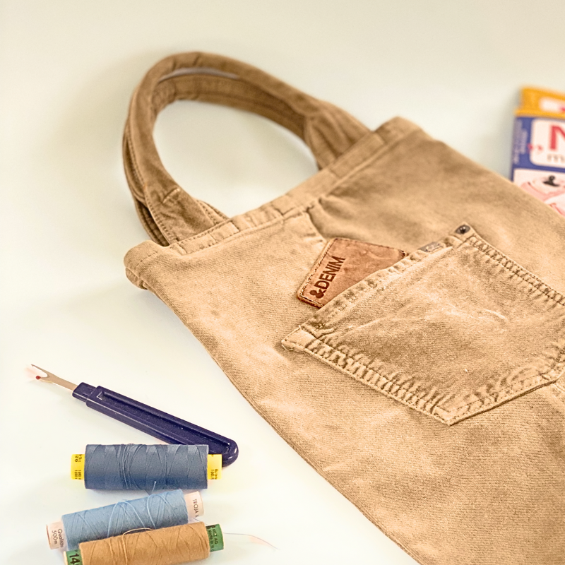 Jeanstasche nähen für Anfänger + Negativ Applikation mit Herz - Bild 4