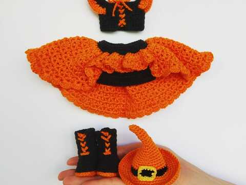 Halloween outfit for the Astrid doll, amigurumi doll outfits pattern
