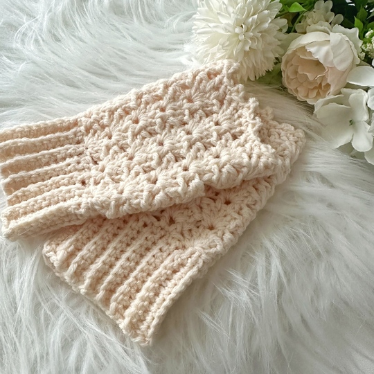 Icy Thistle Fingerless Gloves