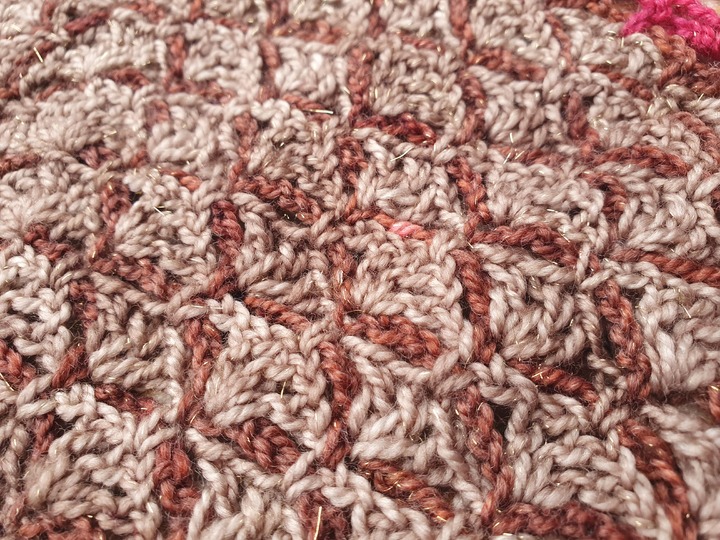 Häkelanleitung 2 in 1 Tiefes Dreieckstuch und Stola "Schattenspiel"