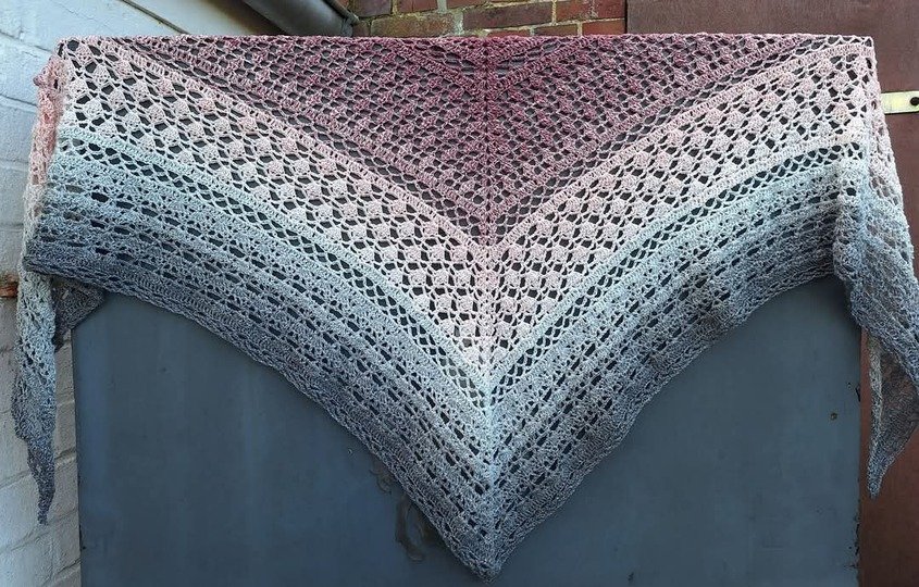 Häkelanleitung Dreieckstuch Rosia