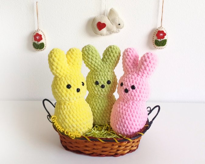 No Sew Mini Easter Bunnies - Crochet Pattern for Beginners