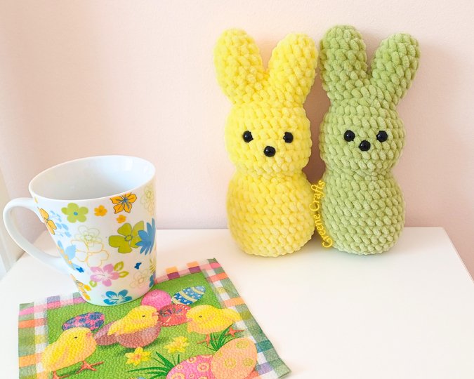 No Sew Mini Easter Bunnies - Crochet Pattern for Beginners