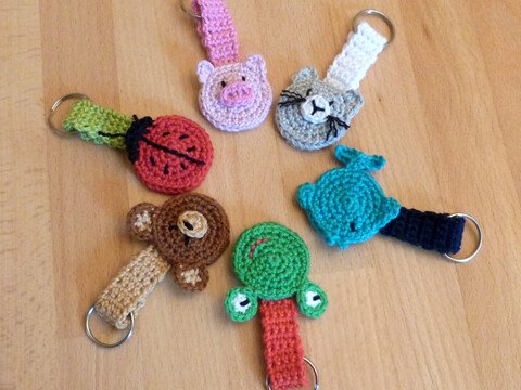 Häkelanleitung für Schlüsselanhänger Taschenbaumler "Tiere"