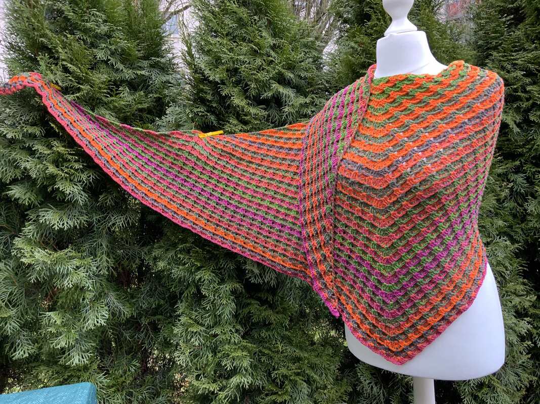 Häkelanleitung Dreieckstuch Glückstrio - Bild 5