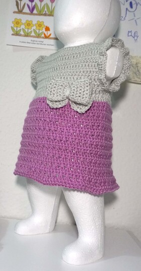 Crochet pattern for an adorable baby dress